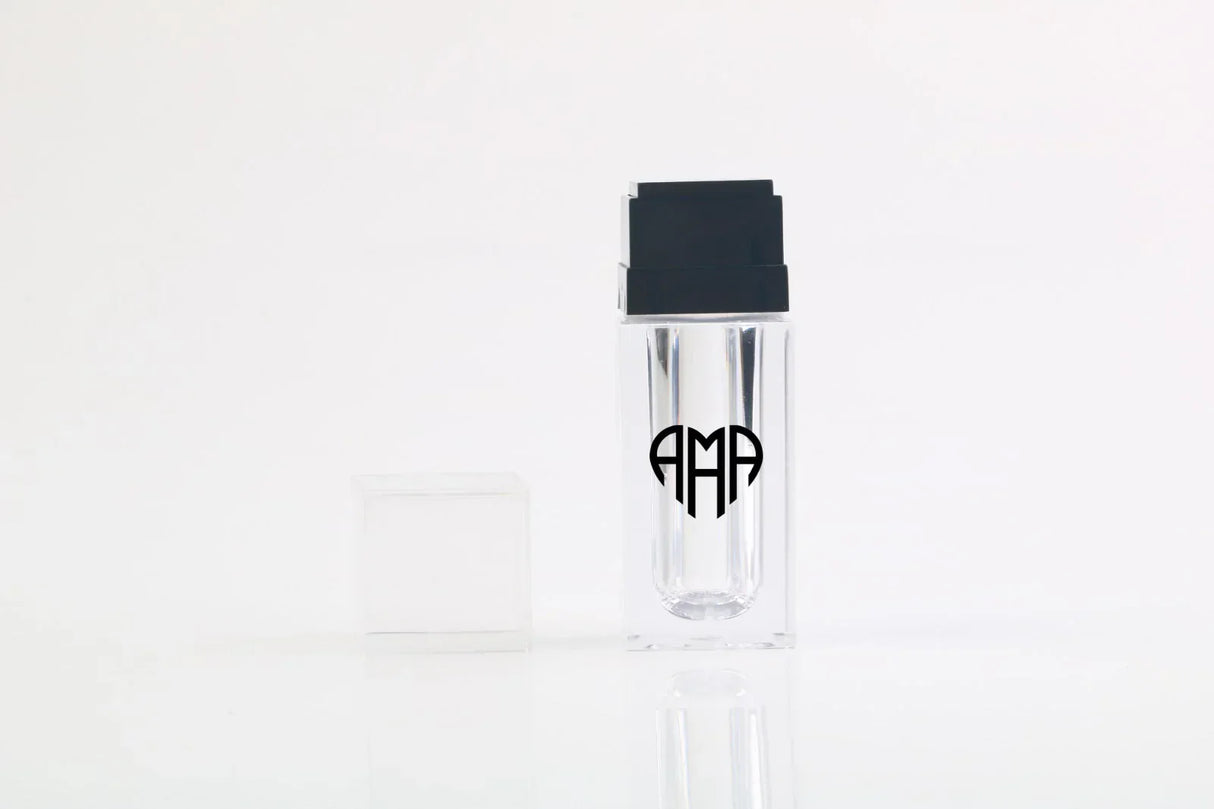 Terapija mikroneedlingom protiv starenja (1 serum 10 ml + aplikator)