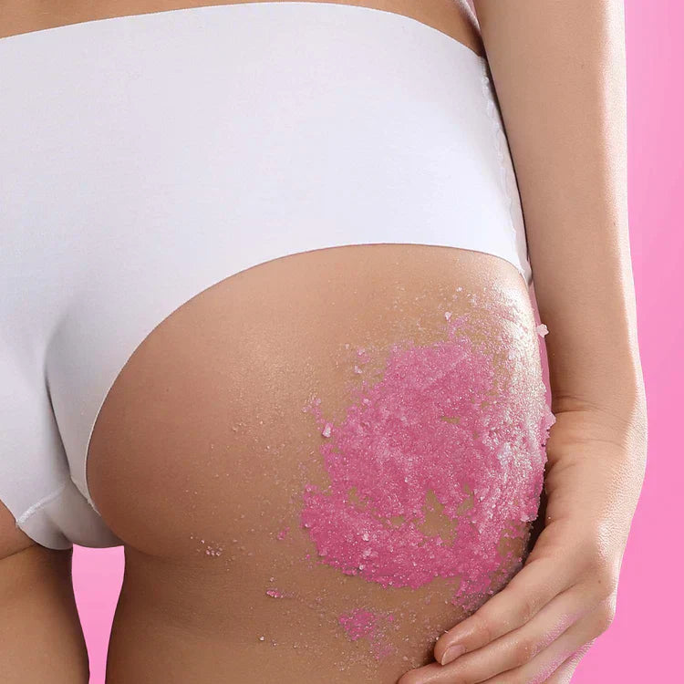 Strawberry Glow Scrub za revitalizaciju i obnovu kože 200 g